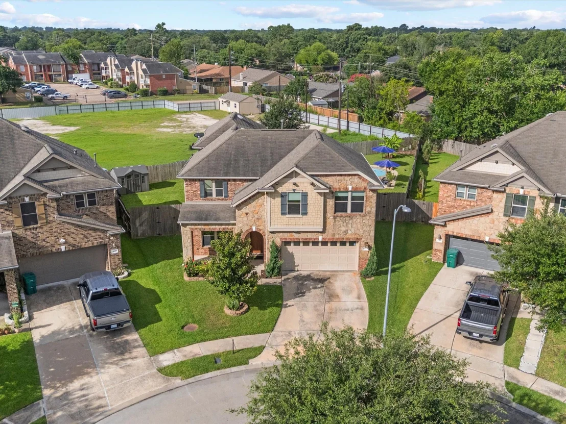 Photo of 16551 Winthrop Bend Drive