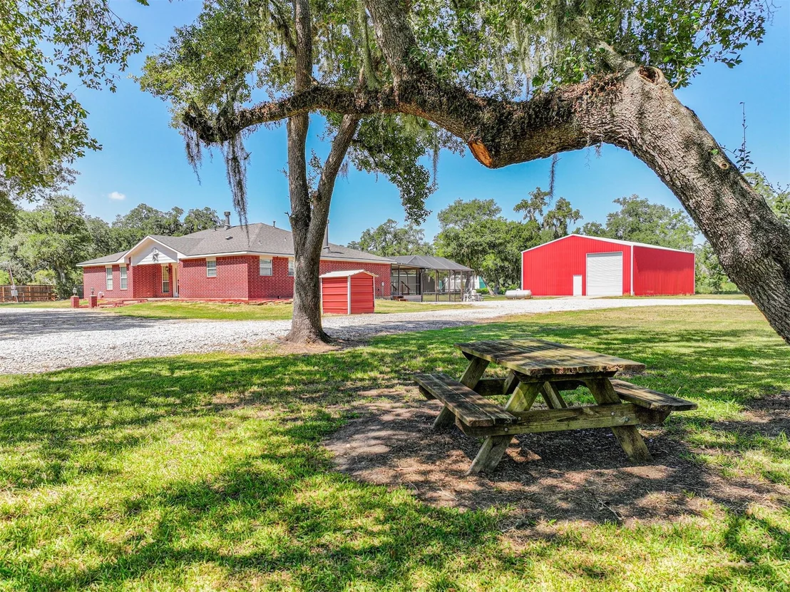 Photo of 19102 Highway 35