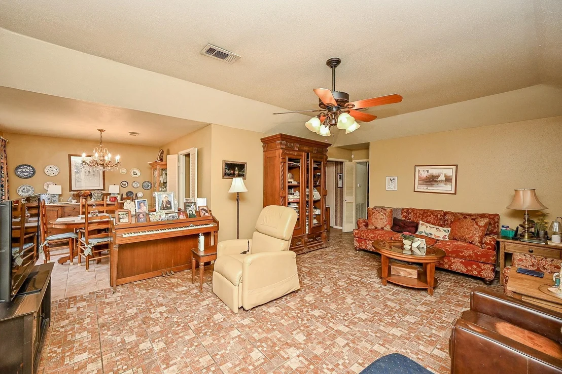 Photo of 5007 Whispering Falls Drive