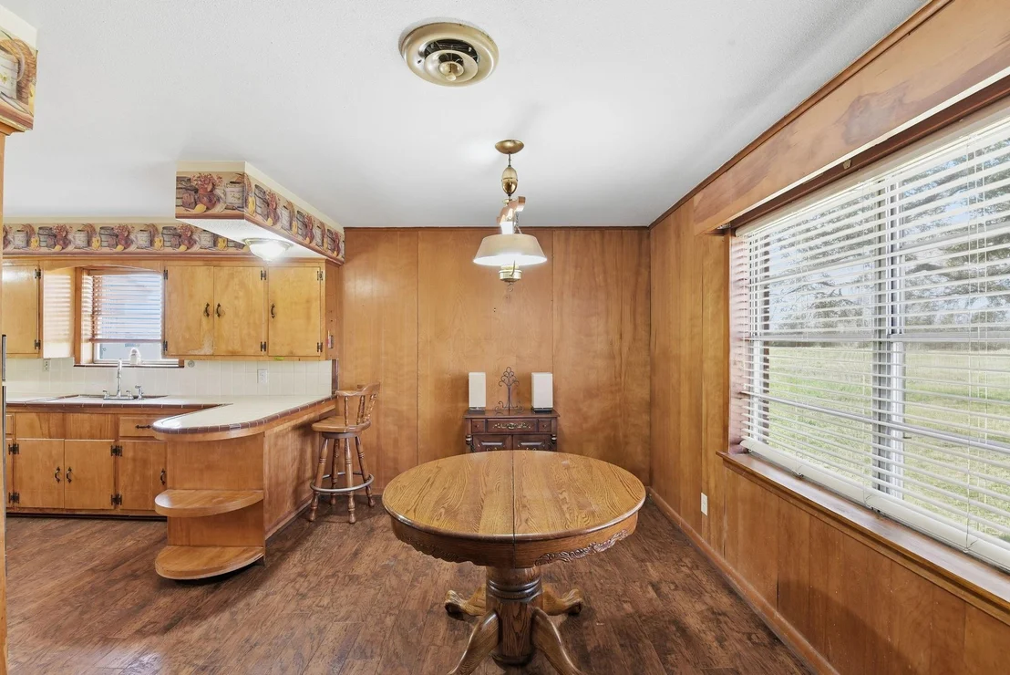 Photo of 1839 W Henderson Rd