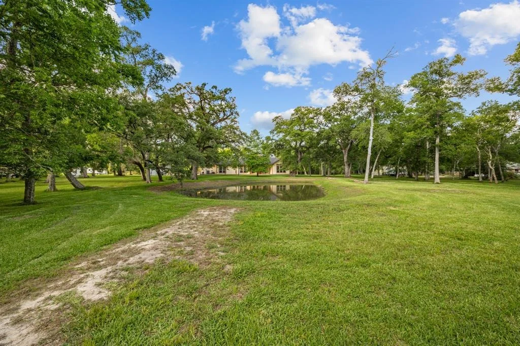 Photo of 18206 River Oaks Road