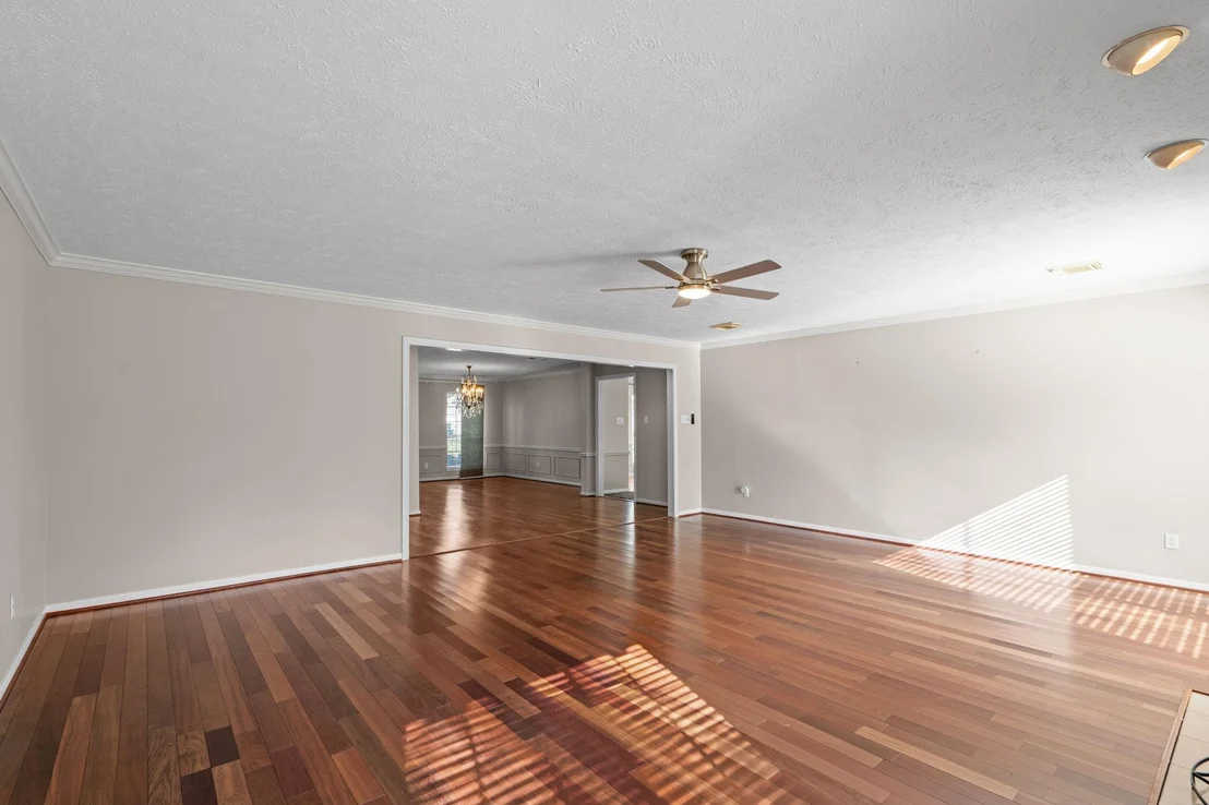Photo of 7414 Starbridge Drive