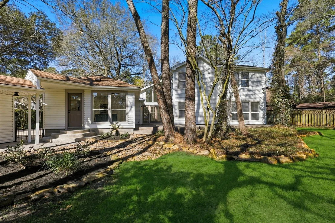 Photo of 12 Rosedale Brook Court