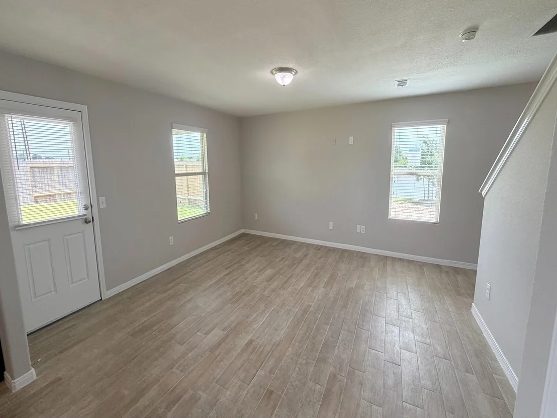 Photo of 6831 Cortenridge Lane