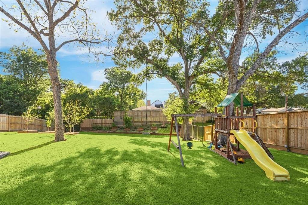 Photo of 506 Walnut Bend Lane