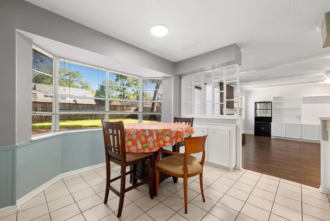 Photo of 5938 Foresthaven Drive