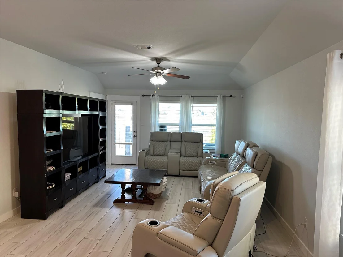 Photo of 2631 Bernadino Drive