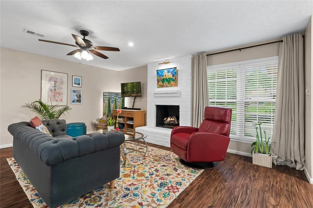 Photo of 26318 Hunters Hollow Drive