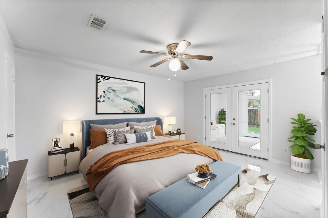 Photo of 606 Pinebrook Lane