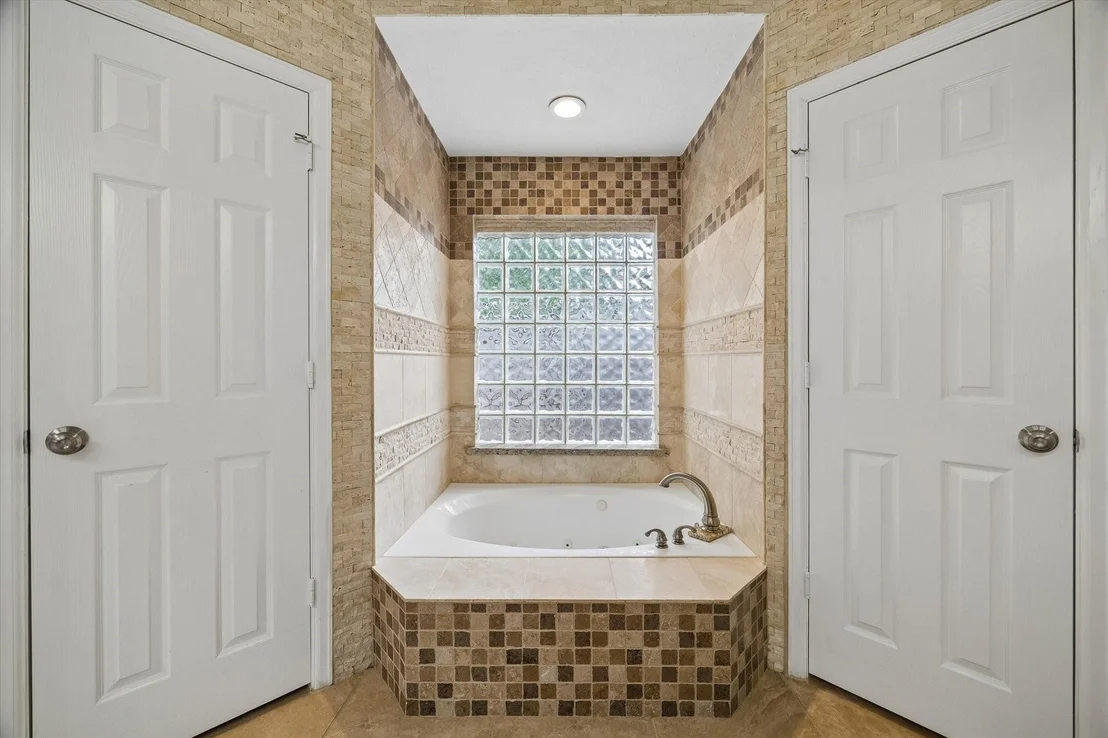 Photo of 5215 Shady Maple Drive