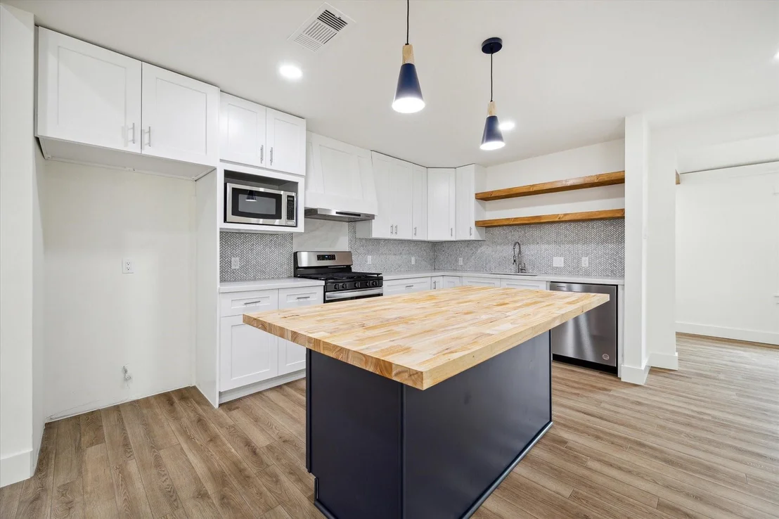 Photo of 9319 Carousel Lane