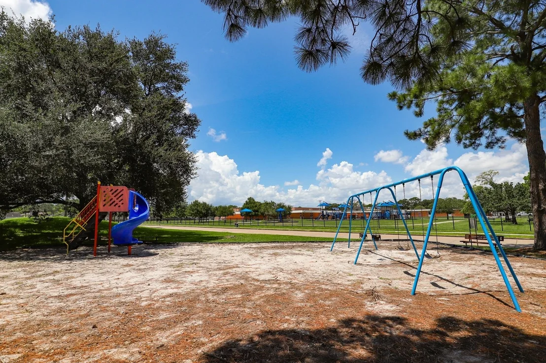 Photo of 818 Seafoam Road
