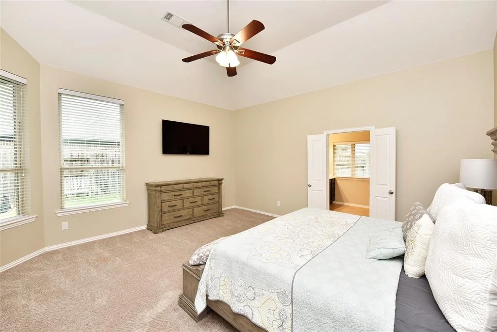 Photo of 6007 Hedgepark Drive