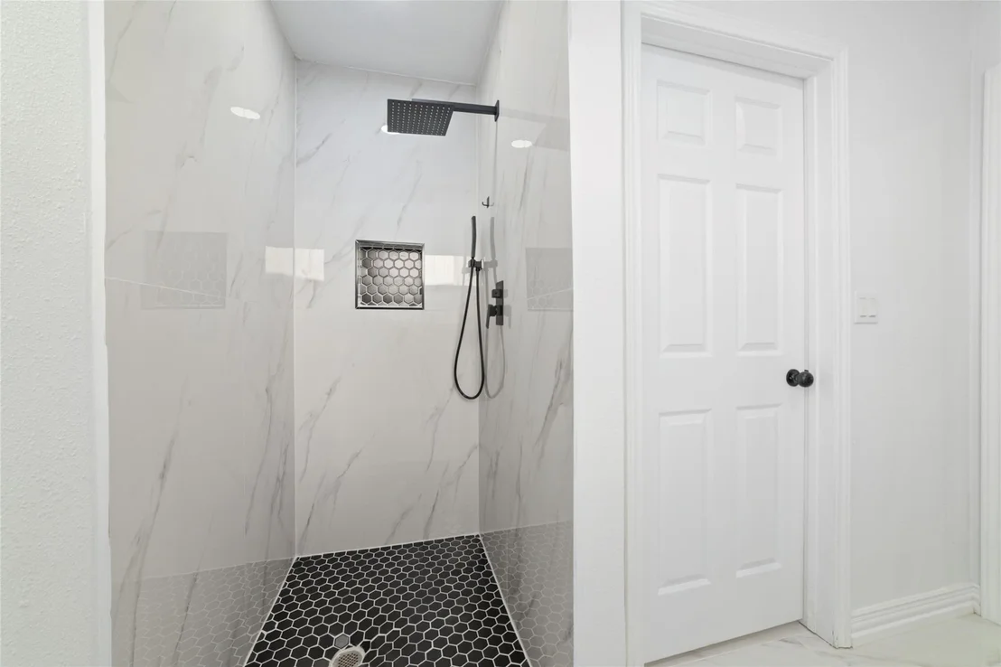 Photo of 11434 Sharpview Drive