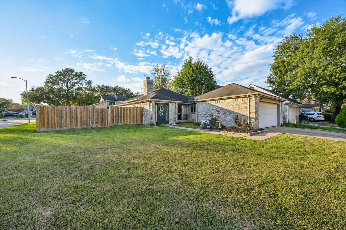 Photo of 2918 Crest Park Drive