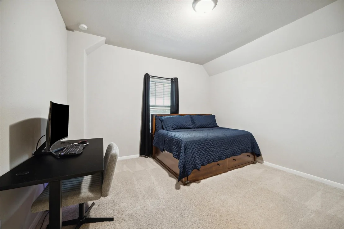 Photo of 17218 Roxburgh Lake Lane