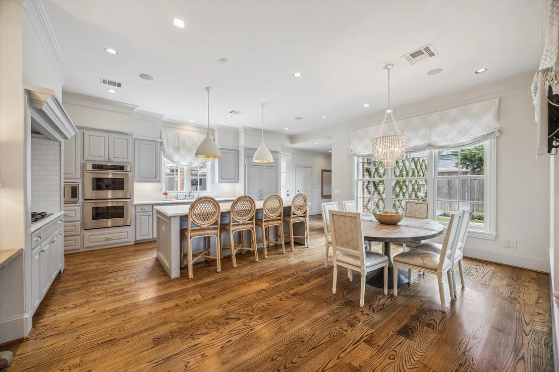 Photo of 6236 Doliver Drive