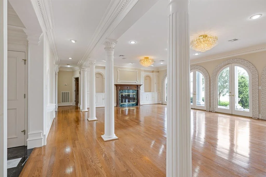 Photo of 39 La Jolla Circle