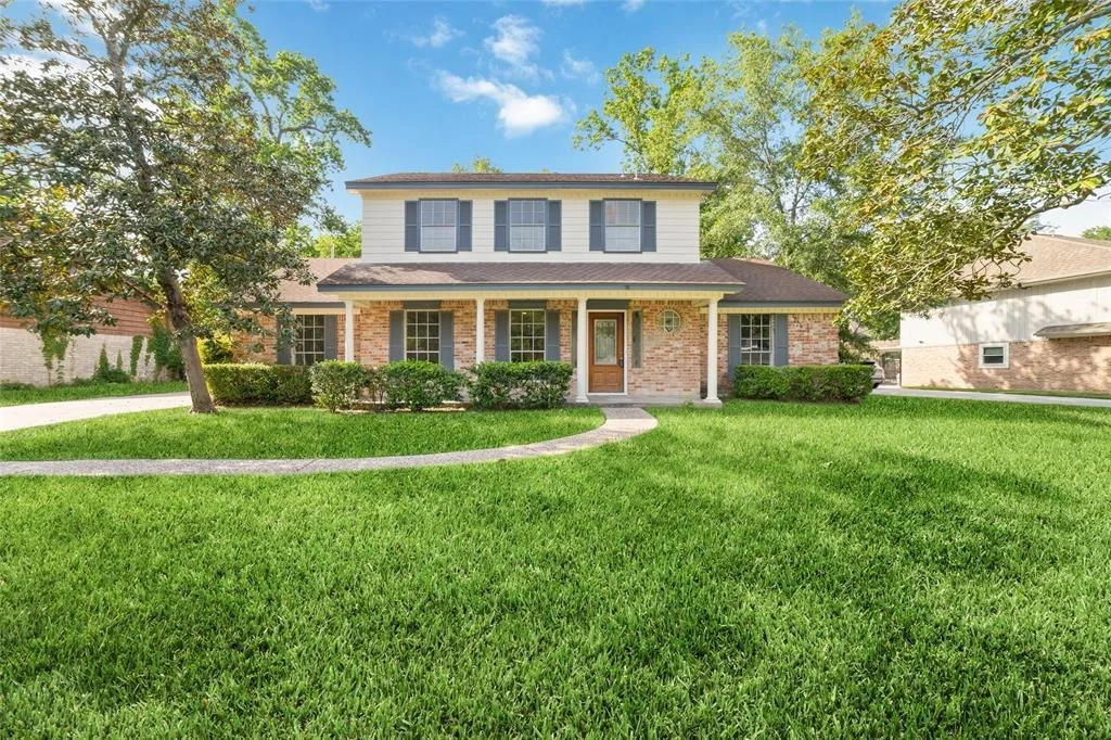 Photo of 549 Roanoke Drive