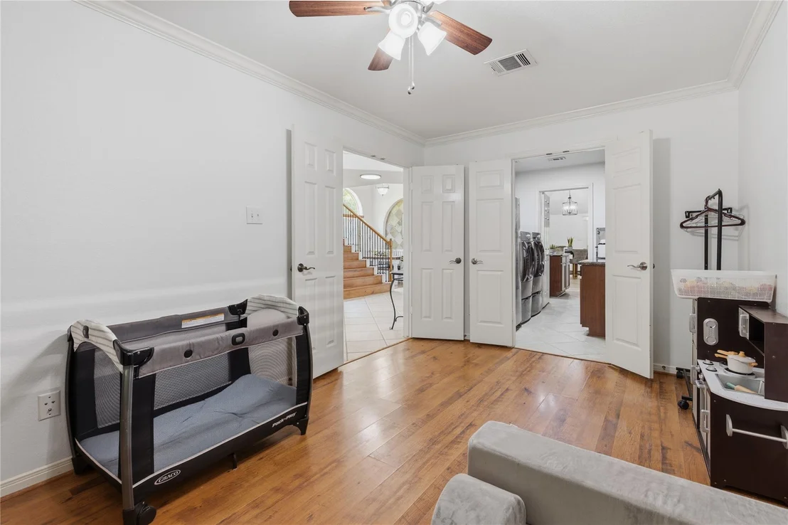 Photo of 203 Mapleleaf Street
