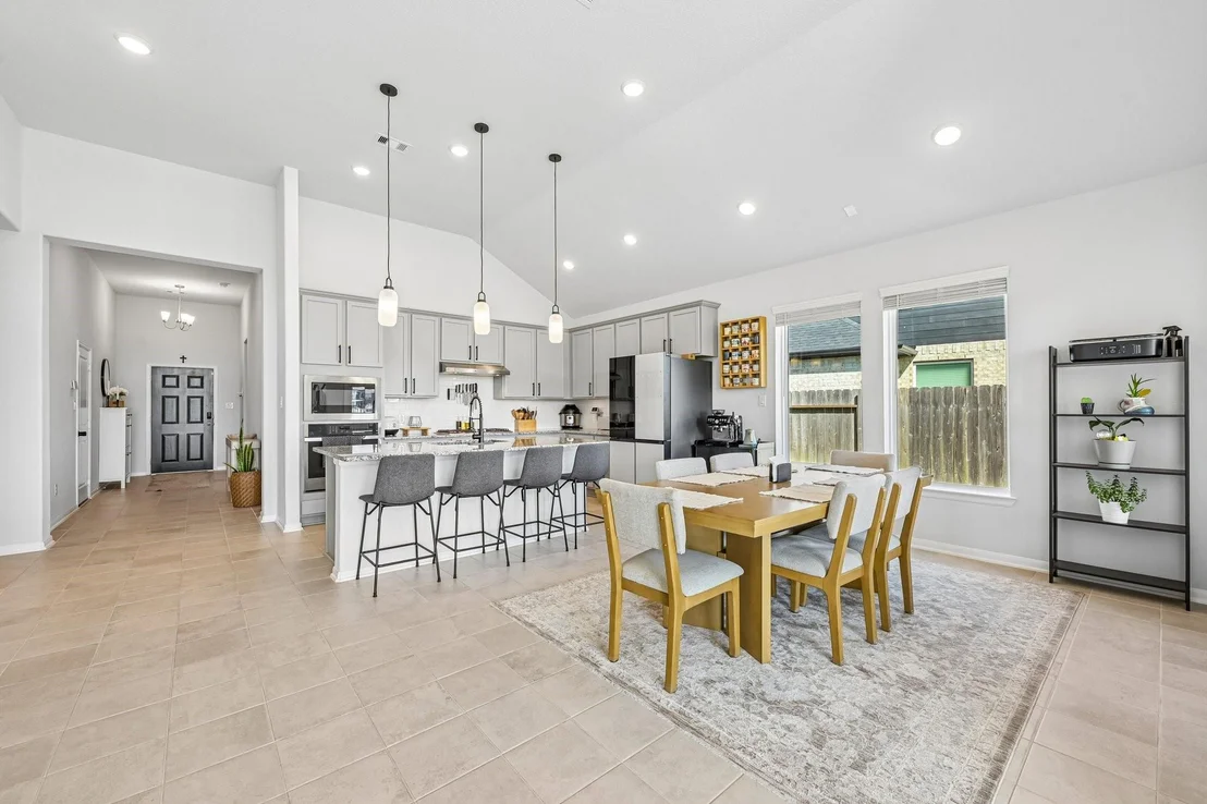 Photo of 409 Chardonnay Drive