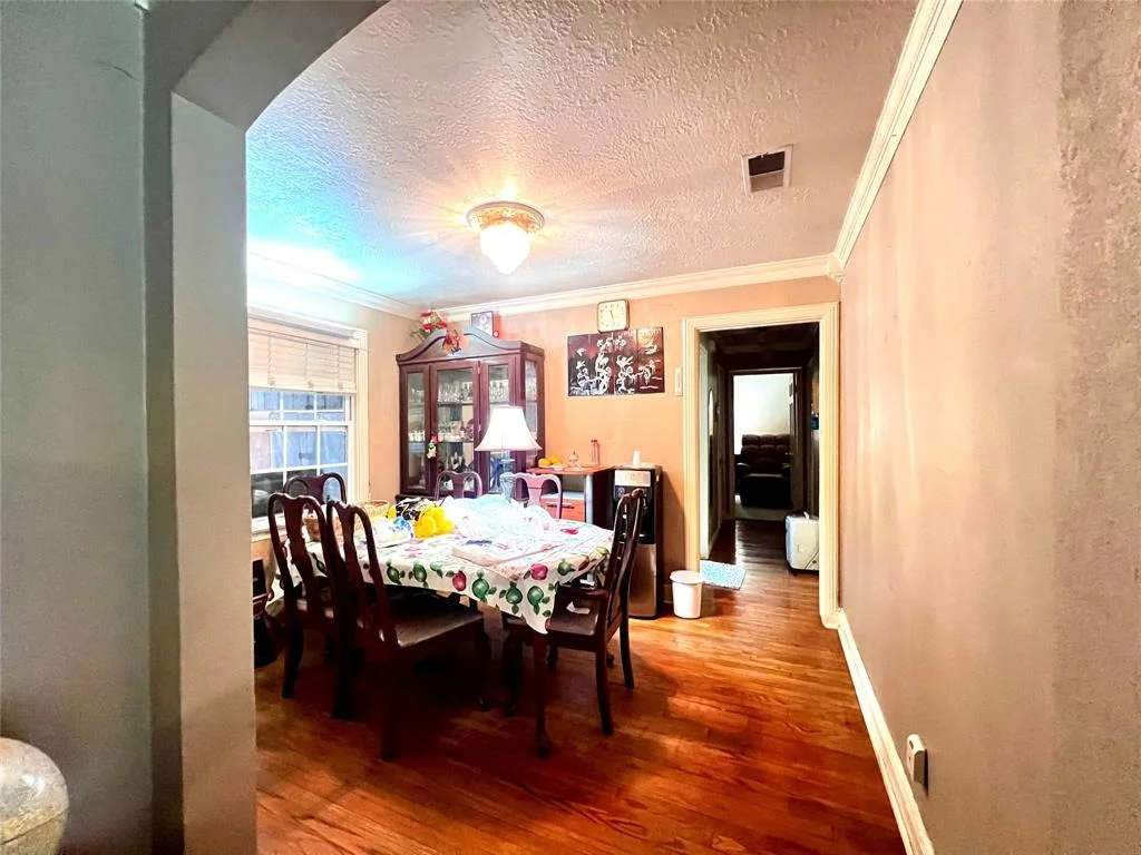 Photo of 7415 Dixie Drive
