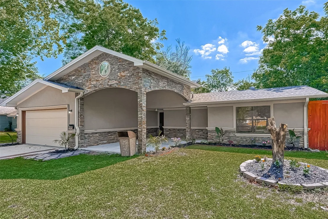 Photo of 1918 Westcrest Drive