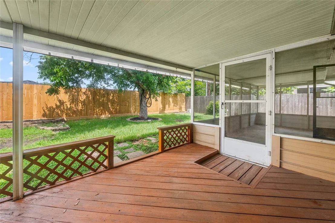 Photo of 2115 Fort Laramie Drive