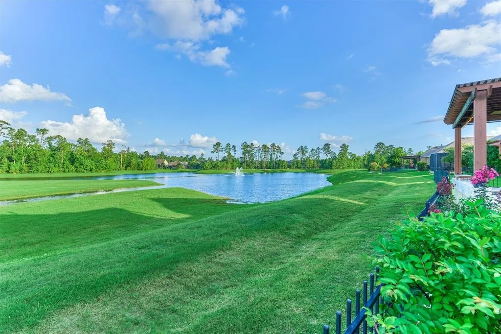 Photo of 368 Connemara Drive