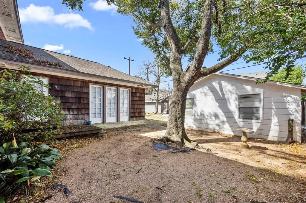 Photo of 1932 Albans Road