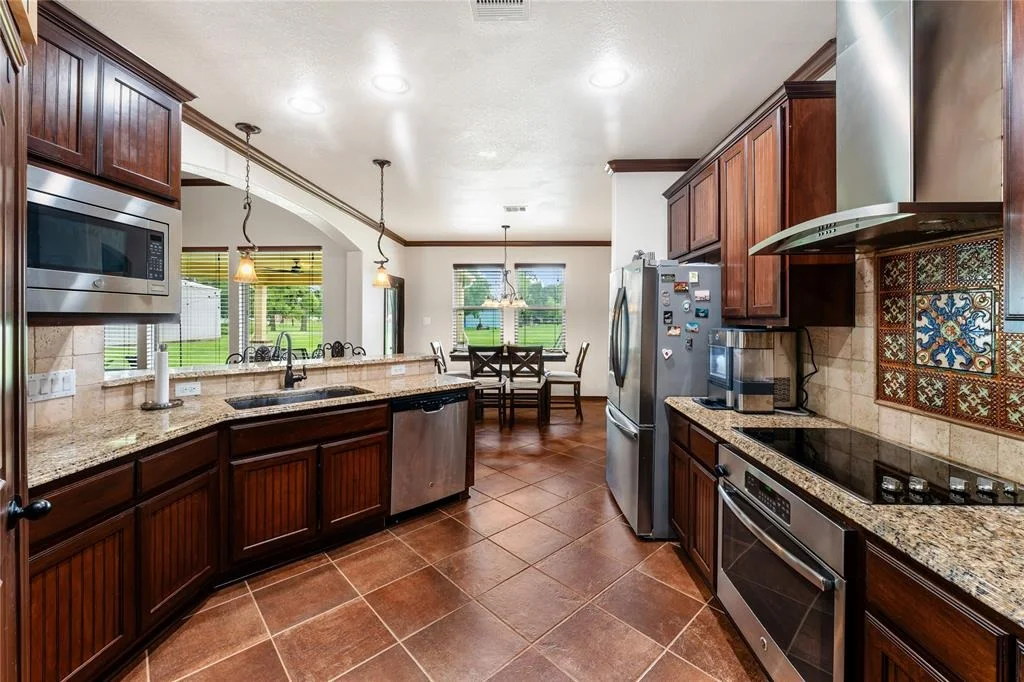 Photo of 1106 Armadillo Road