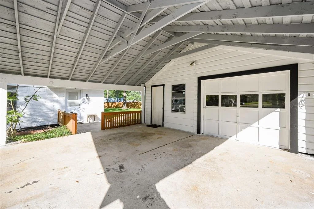 Photo of 5403 Rose Lane