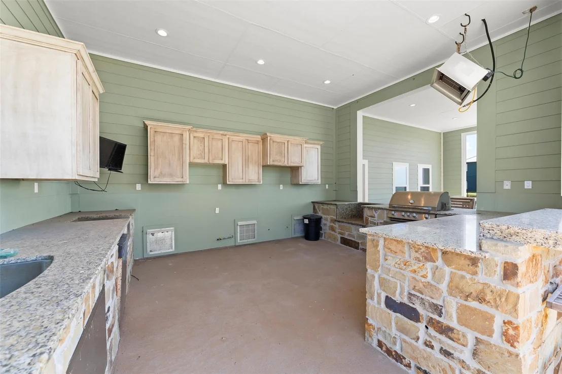 Photo of 742 Bay Drive