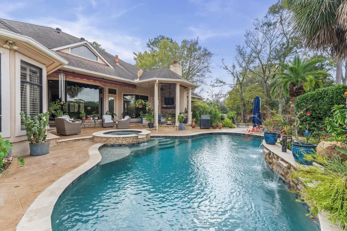 Photo of 9722 Crestwater Circle