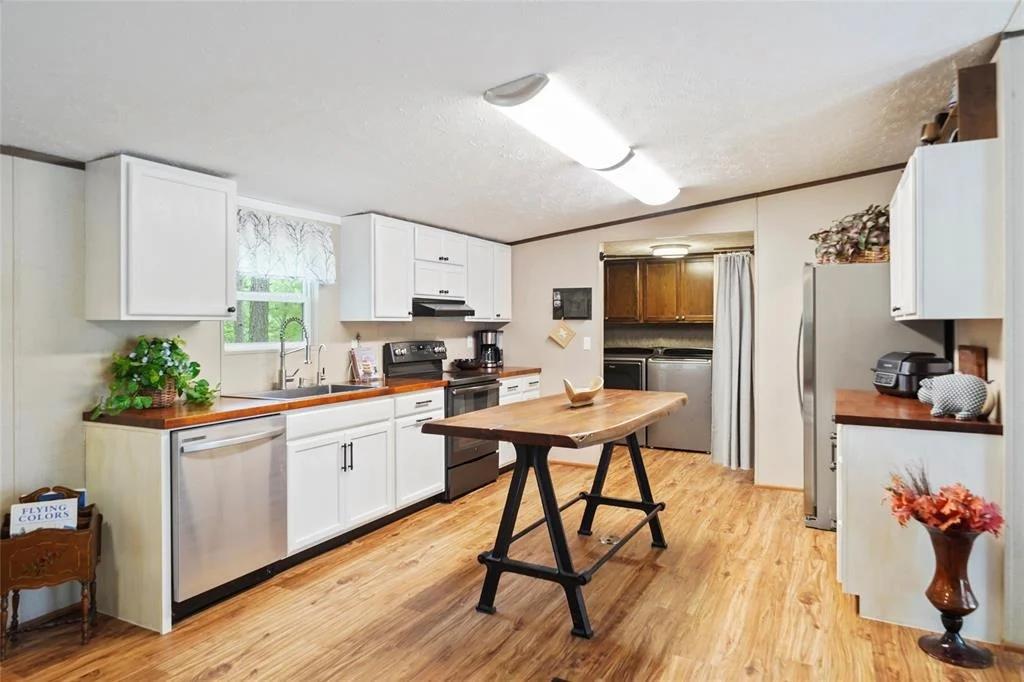 Photo of 2700 Spring Branch Road