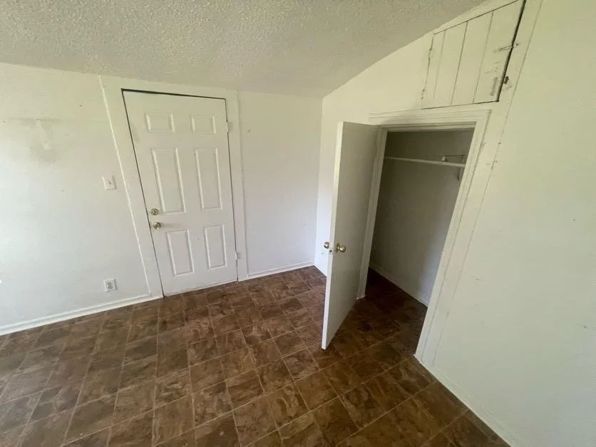 Photo of 909 Cedar Street