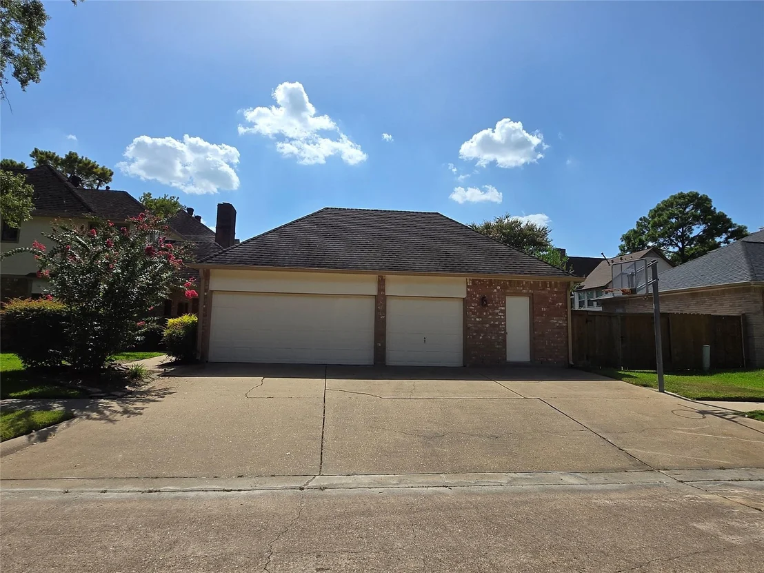 Photo of 18302 Longmoor Drive