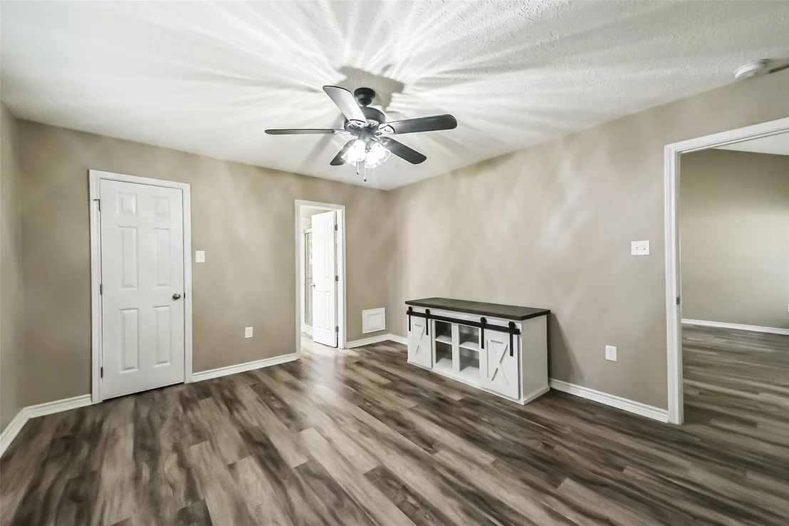 Photo of 7903 Parkglen Drive