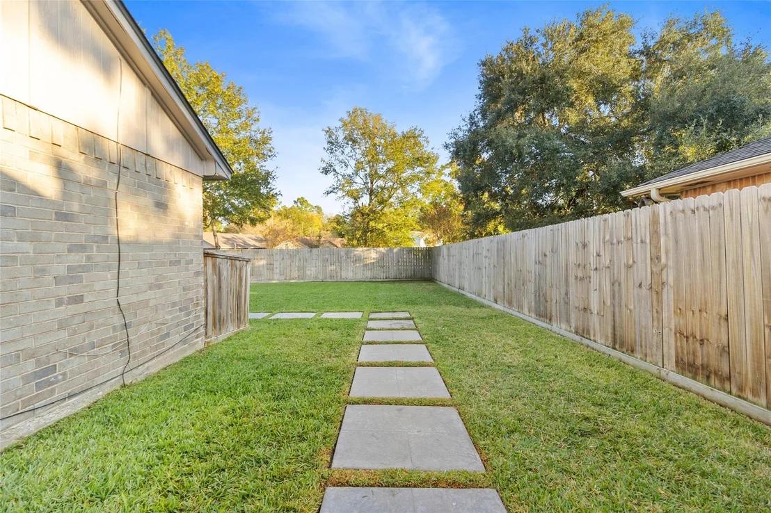 Photo of 9919 Loch Dane Drive