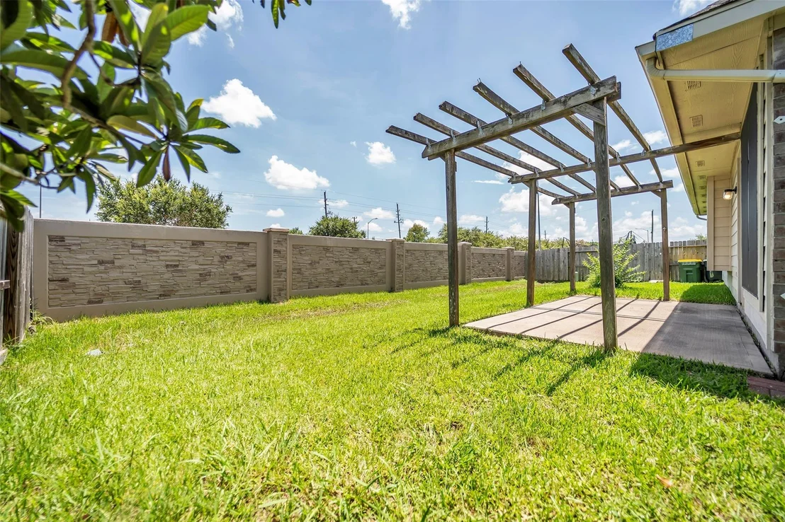 Photo of 4109 Oak Point Drive