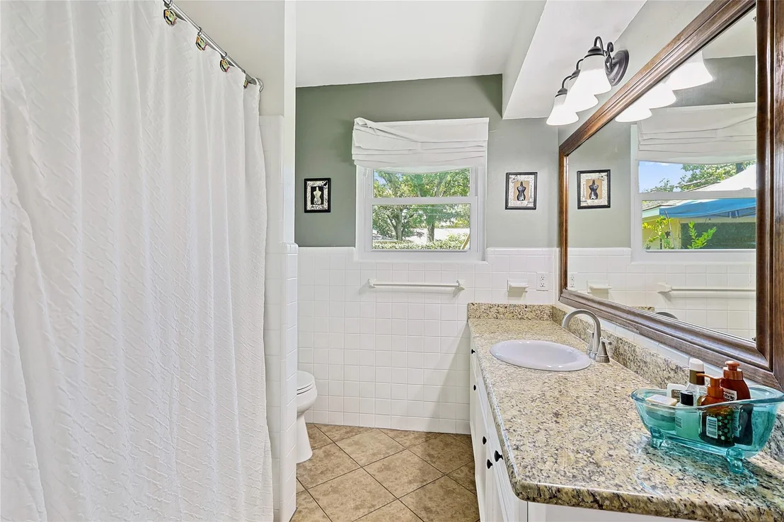 Photo of 5703 Belrose Drive
