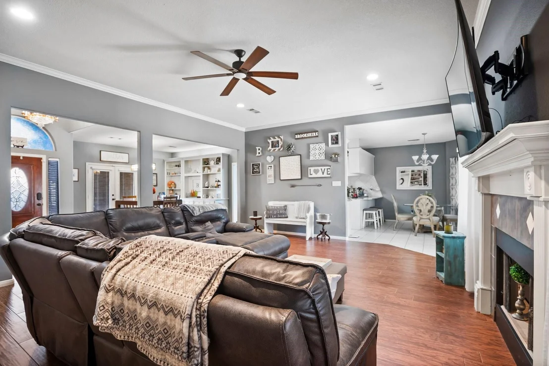 Photo of 9292 Deepwater Drive