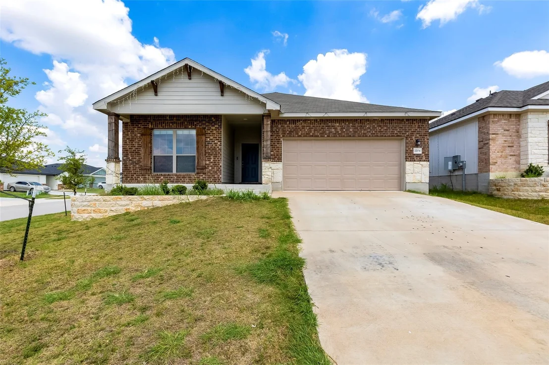 Photo of 2204 Chia Court