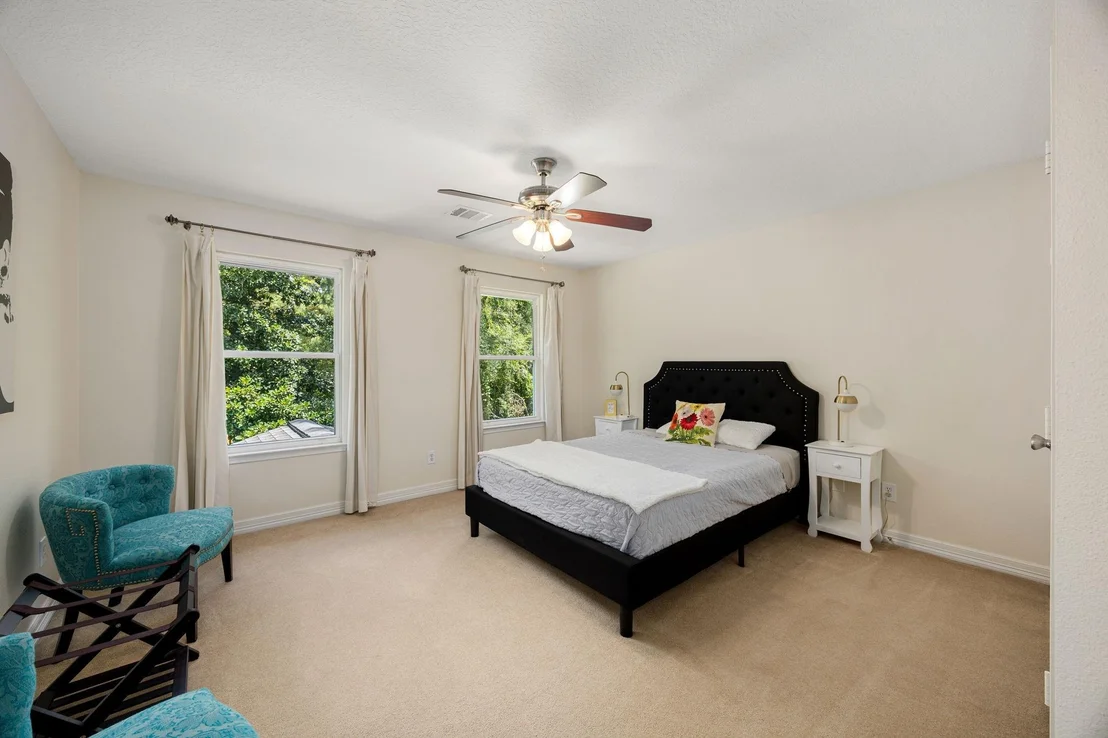 Photo of 94 Meadowridge Place