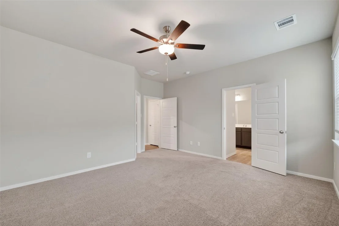 Photo of 3406 Rolling River Drive