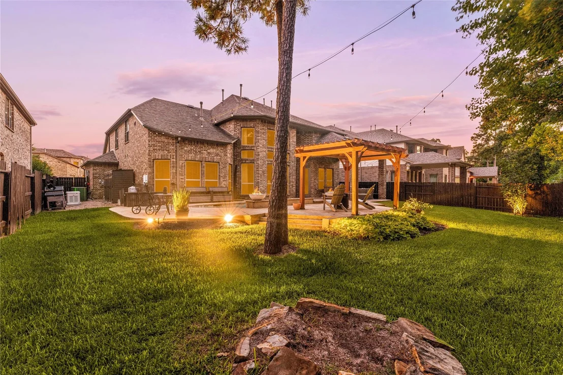 Photo of 13811 Lake Conner Lane
