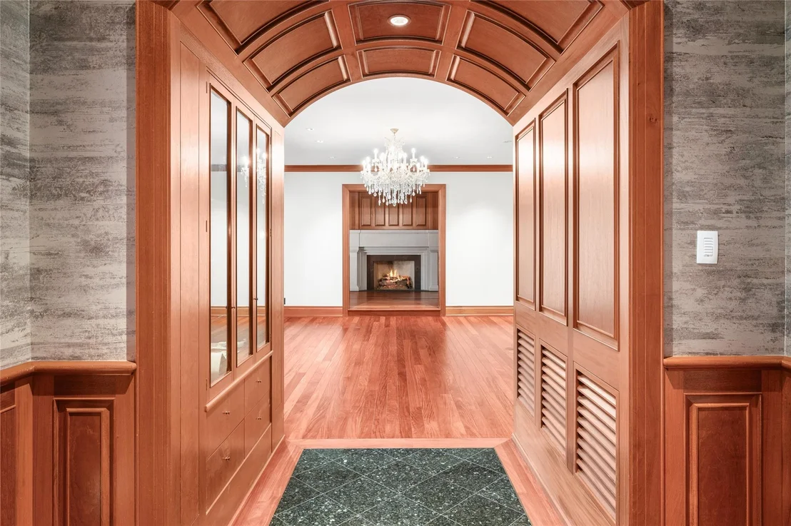 Photo of 1802 Forest Gate Circle