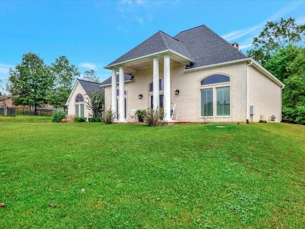 Photo of 325 Spring Creek Drive