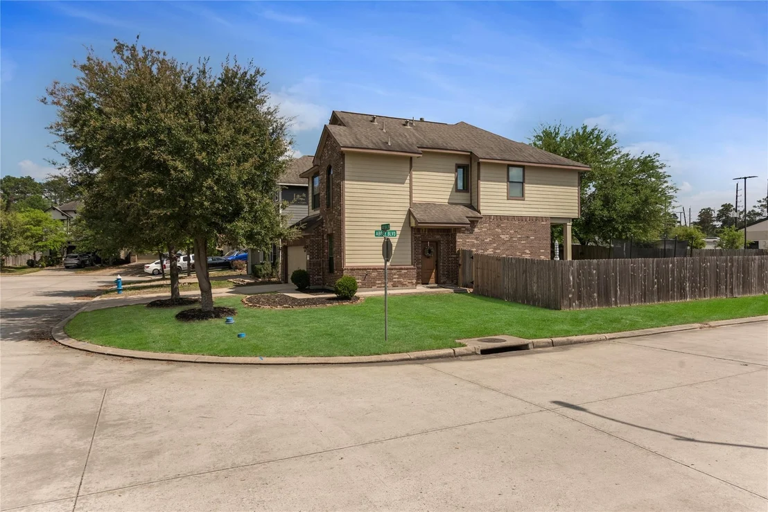 Photo of 702 Aulia Lane