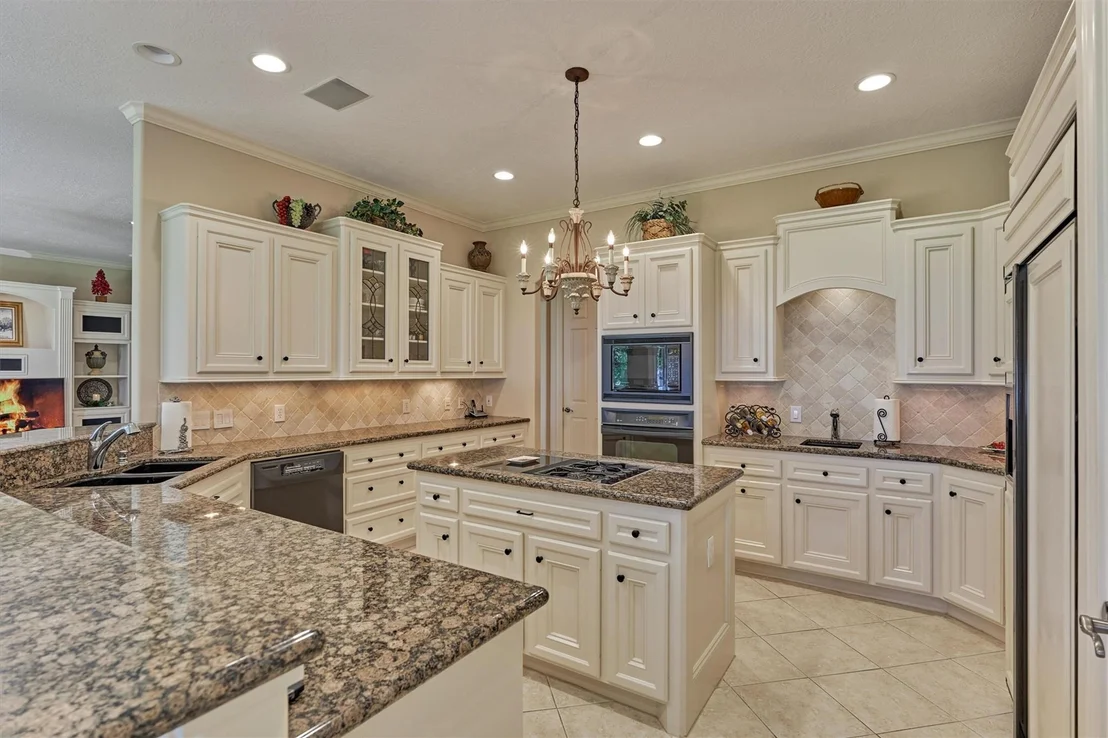 Photo of 9485 Escondido Drive